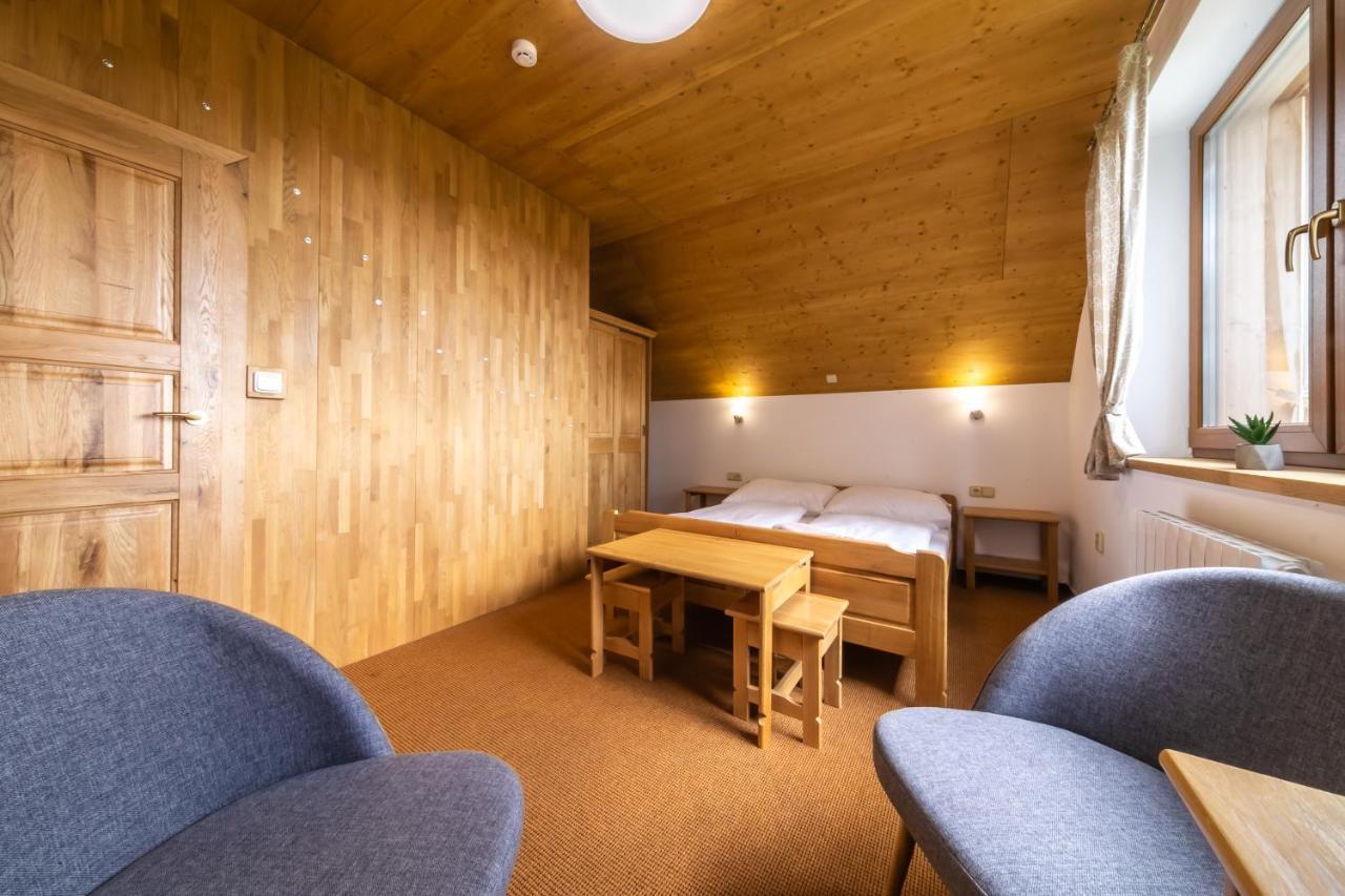 Nový Hrozenkov Horsky Hotel Kohutka מראה חיצוני תמונה